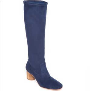 Brand New Bernardo Navy Ultrasuede Boots Size 8.5
